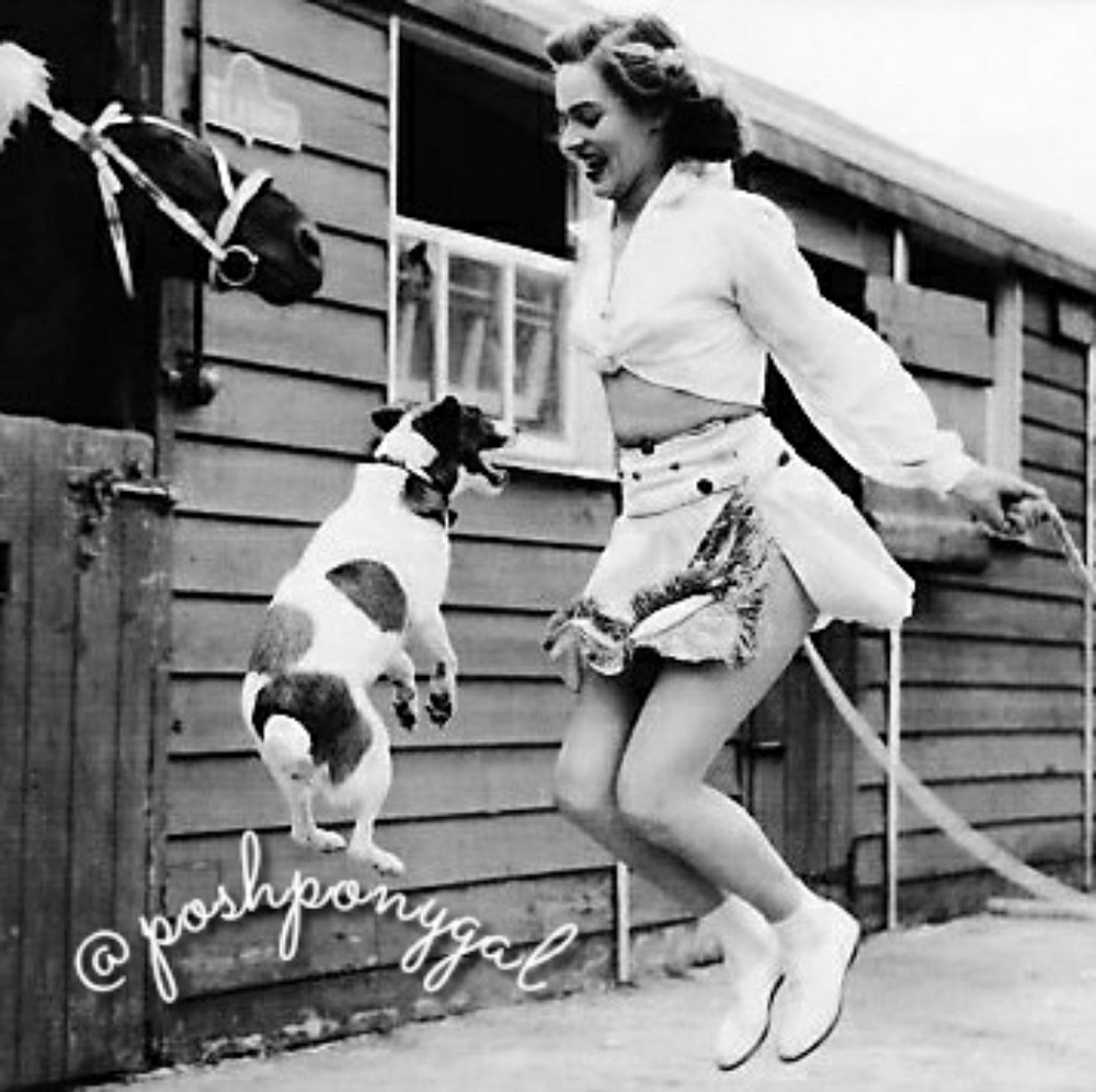 Meet your Posher, Kelly ~